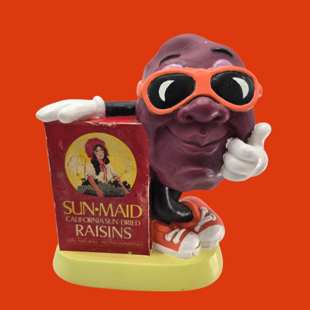 Vintage 1987 Collectible California Raisins Sun Maid Piggy Coin Bank w/ Stopper